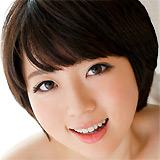 安達まどか